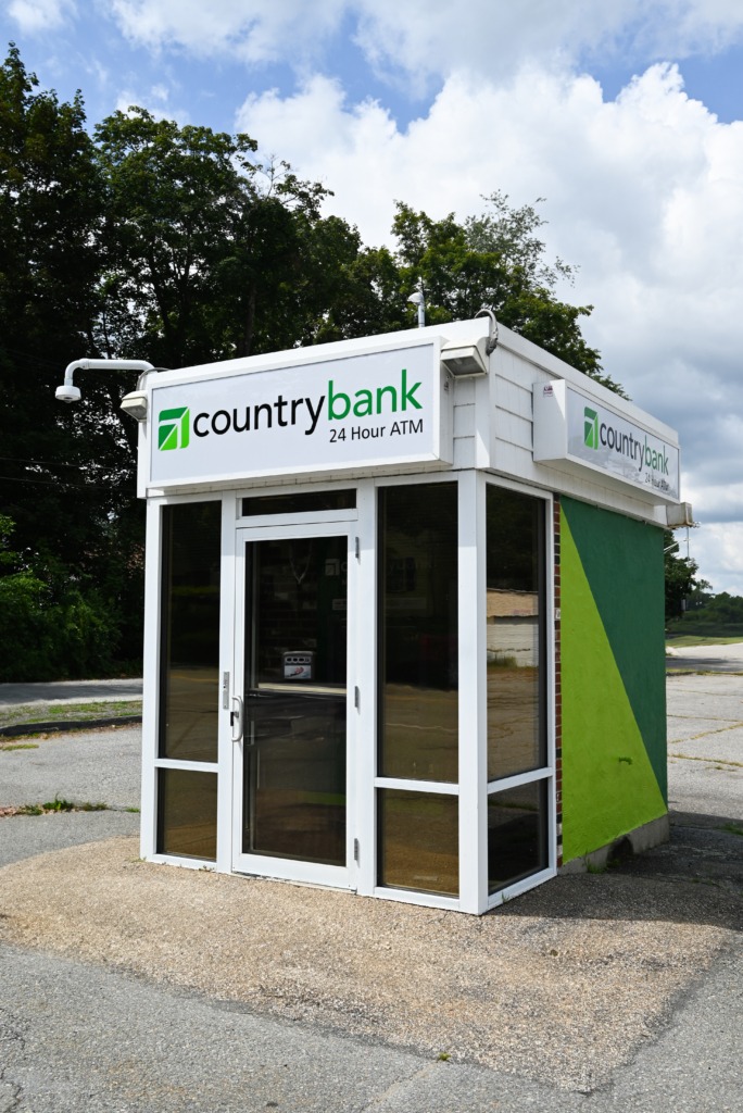 Country-Bank-Rochdale-Massachusetts